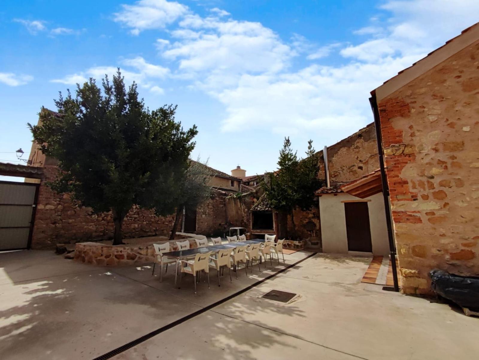 Alojamiento Turistico Los Laureles Сеговія Екстер'єр фото